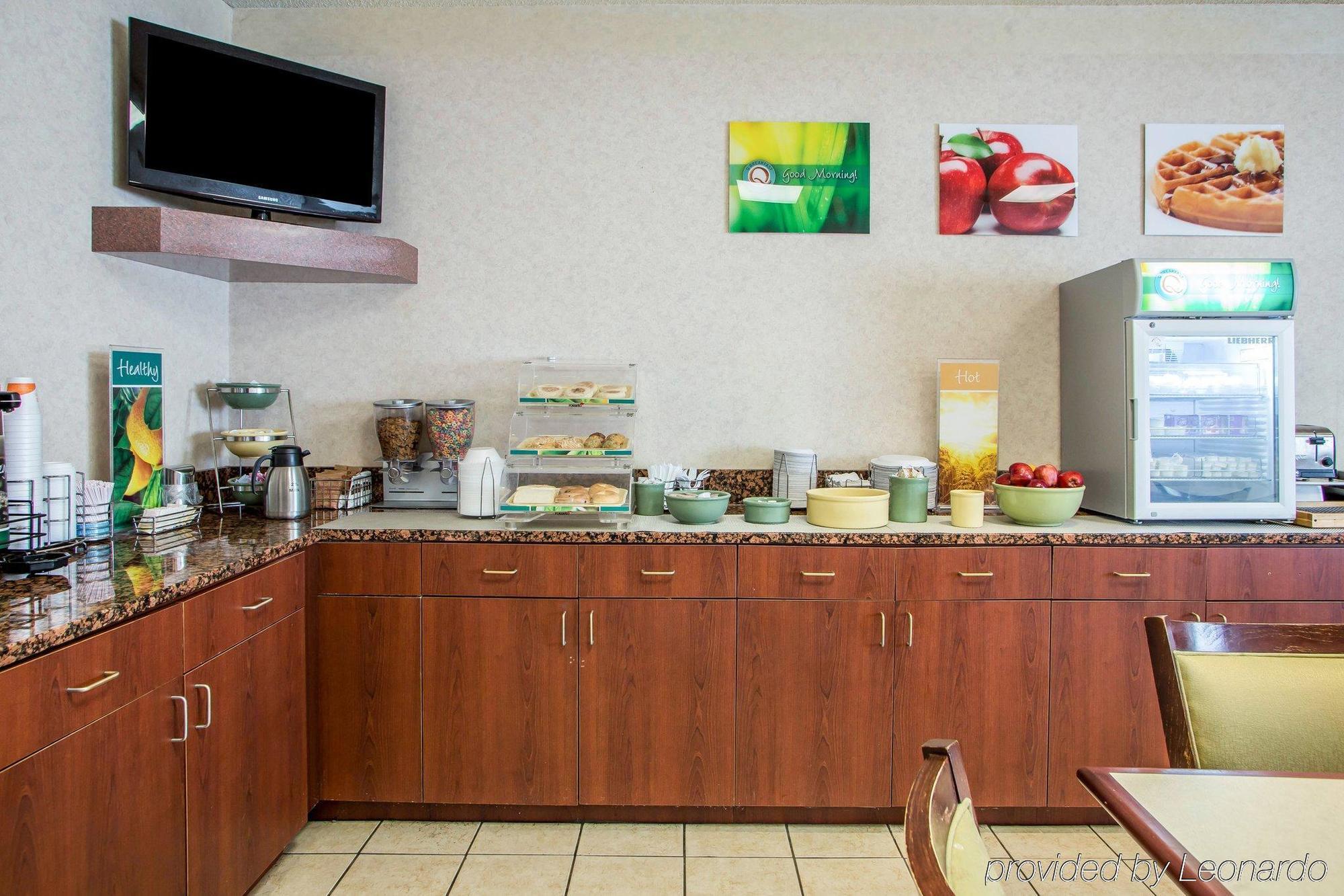 Quality Inn Мерилвил Екстериор снимка